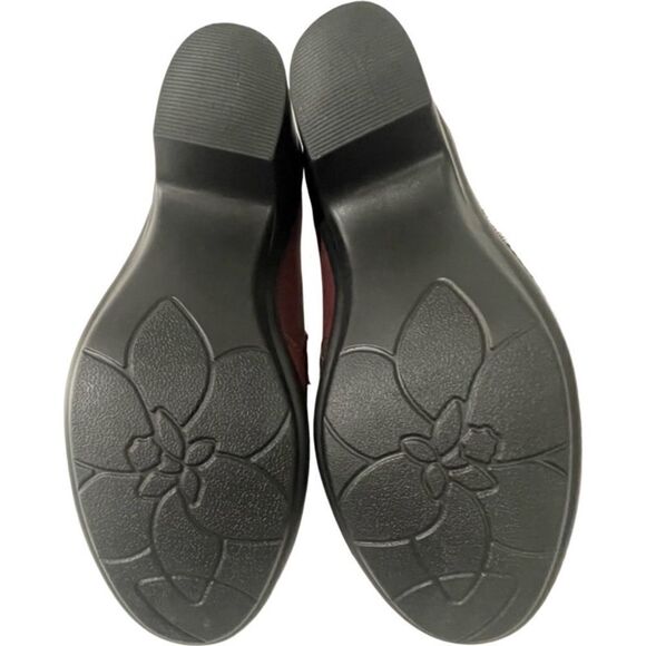 Easy Street Comfort Wear Flexible Soles Shoes    - Picture 10 of 10